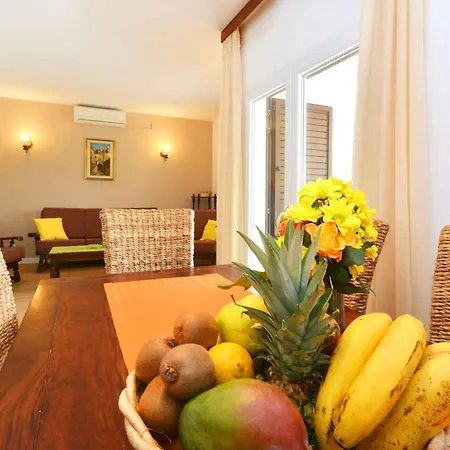 In Okrug Gornji 6160 Ferienhaus Trogir